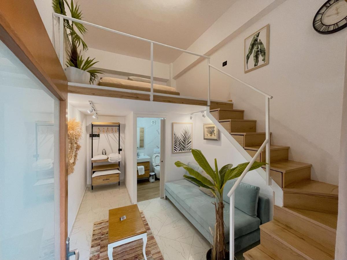 Vlorë Duplex Lungomare Suites מראה חיצוני תמונה