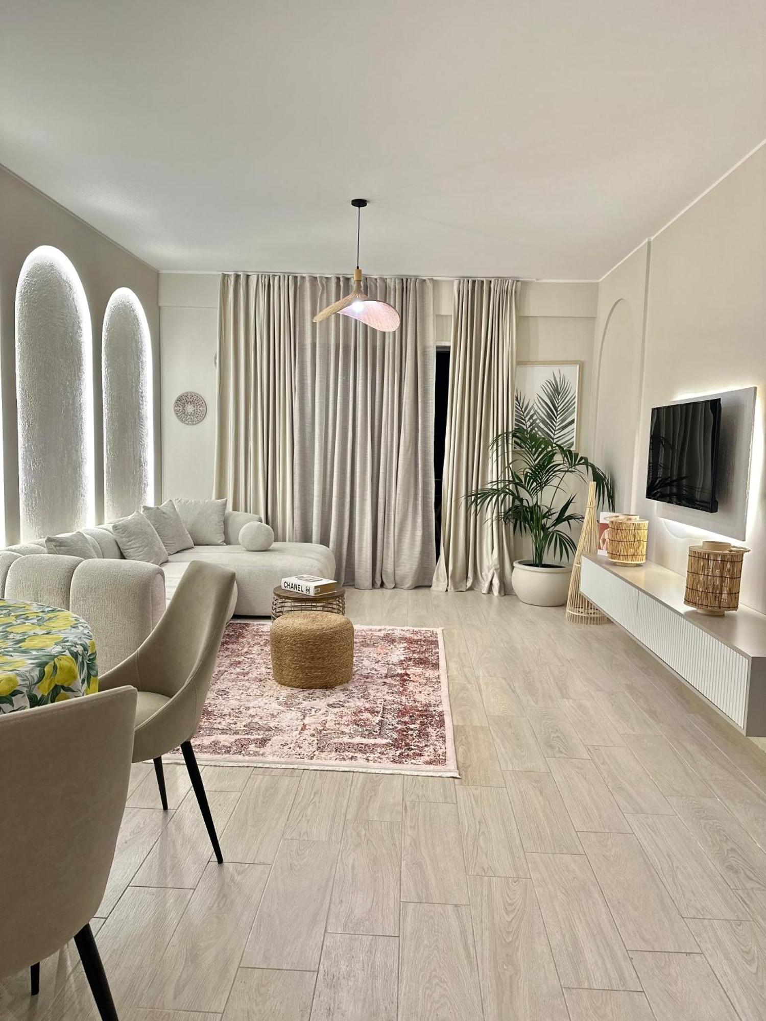 Vlorë Duplex Lungomare Suites מראה חיצוני תמונה