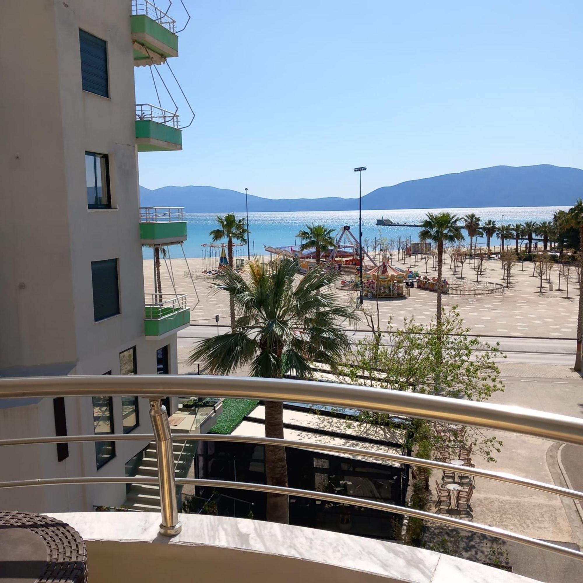 Vlorë Duplex Lungomare Suites חדר תמונה